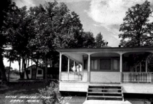 housboat